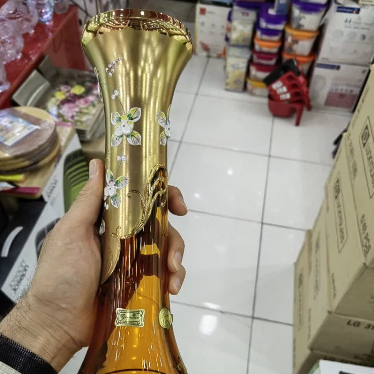 گلدان اگرمن