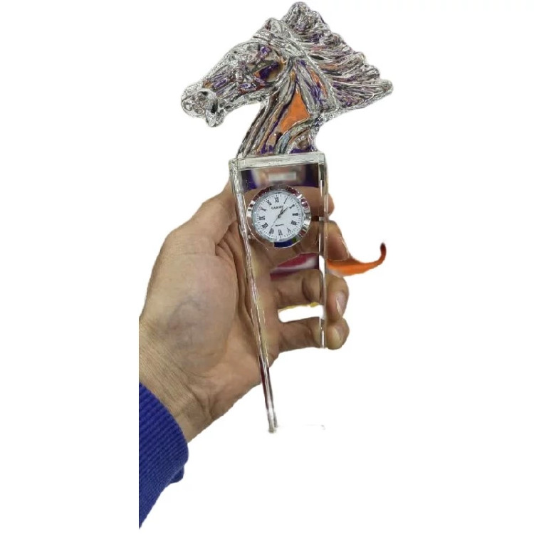 ساعت کریستال اسب